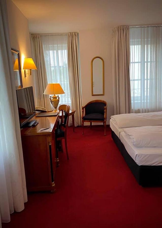 Hotel Daniels Халльбергмос Экстерьер фото
